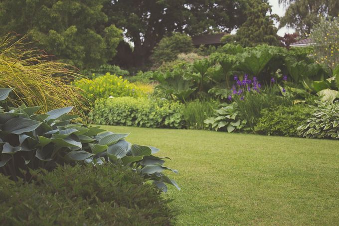 Understanding Different Lawn Mowing Patterns and Techniques